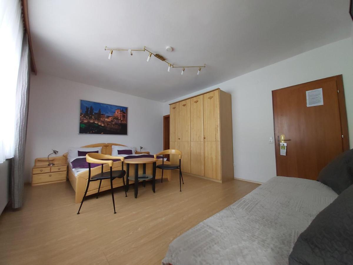 B&B Pension Karlsdorfer Hof Зеебоден Екстериор снимка