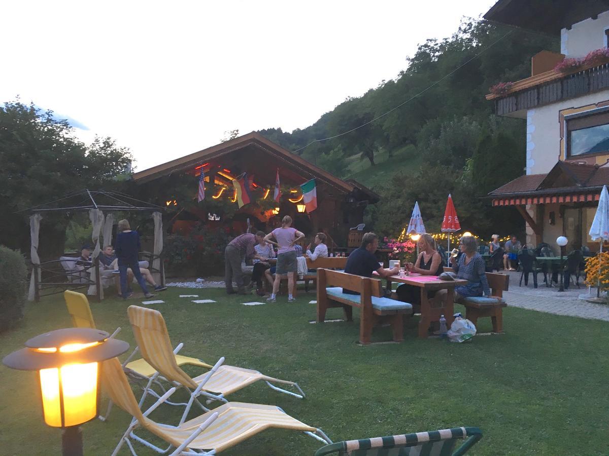 B&B Pension Karlsdorfer Hof Зеебоден Екстериор снимка