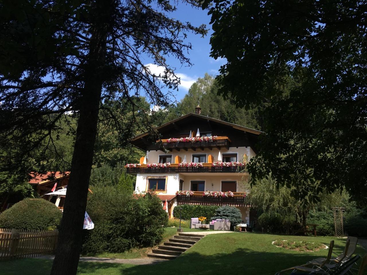 B&B Pension Karlsdorfer Hof Зеебоден Екстериор снимка